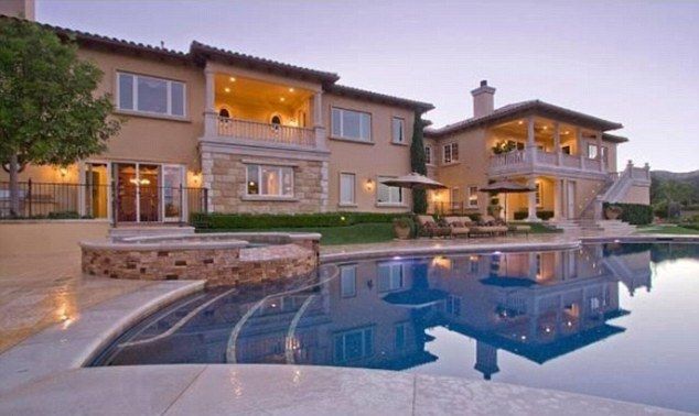 Αυτό είναι το νέο υπερπολυτελές σπίτι της Britney Spears