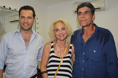 Oι celebrities αψήφησαν τον καύσωνα και πήγαν παντού!