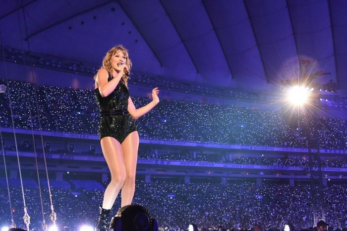 Η Taylor Swift μόλις έκανε κάτι απίστευτο που θα σε ενθουσιάσει