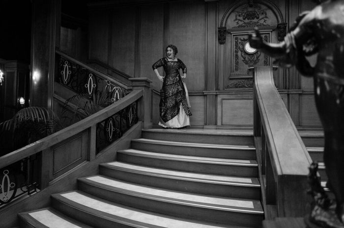 Μερικά από τα κομμάτια της που ξεχώρισαν είναι το Someone You Love, το Set Fire To The Rain, όπως και το soundtrack του James Bond, to Skyfall.  