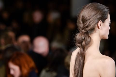 NYFW: Οι 9 πιο in-fashion πλεξούδες που ΠΡΕΠΕΙ να δοκιμάσεις!