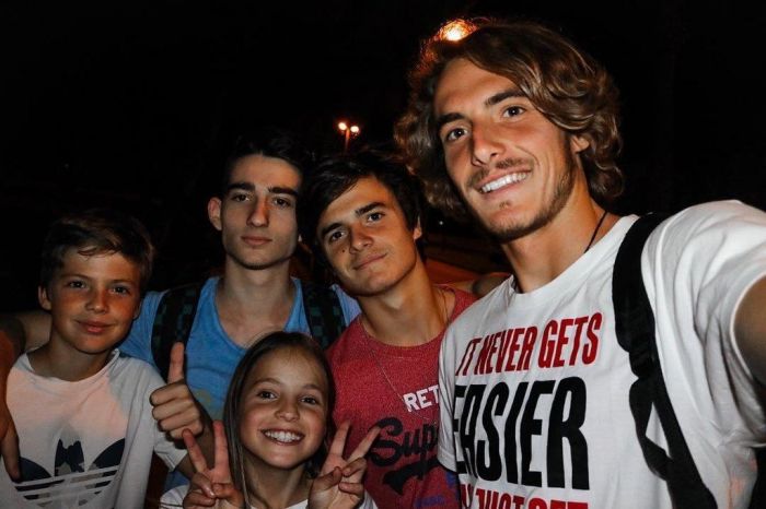 Όλα όσα θέλετε να μάθετε για τον Στέφανο Τσιτσιπά 