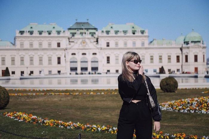 «Τα 'Παμε»: Μόλις ακούσαμε το δεύτερο single της Vemily και λέμε ΟΥΑΟΥ