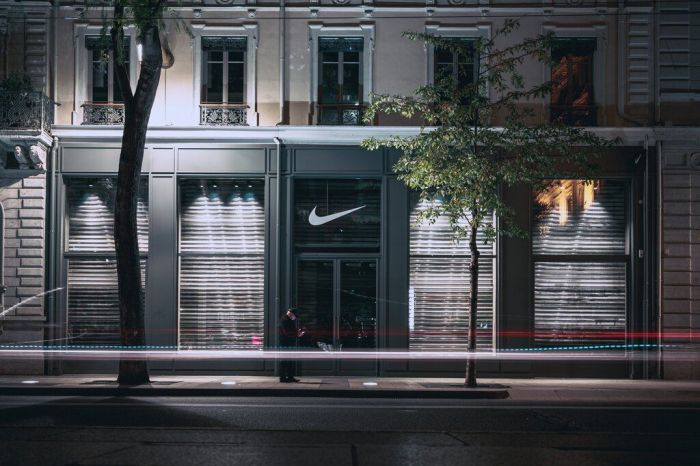 Η Nike είναι μια ακόμη εταιρεία που βγήκε από όλες τις μεγάλες κινεζικές πλατφόρμες ηλεκτρονικού εμπορίου για τον ίδιο λόγο 