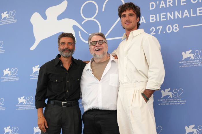 Jacob Elordi,Guillermo del Toro,Oscar Isaac