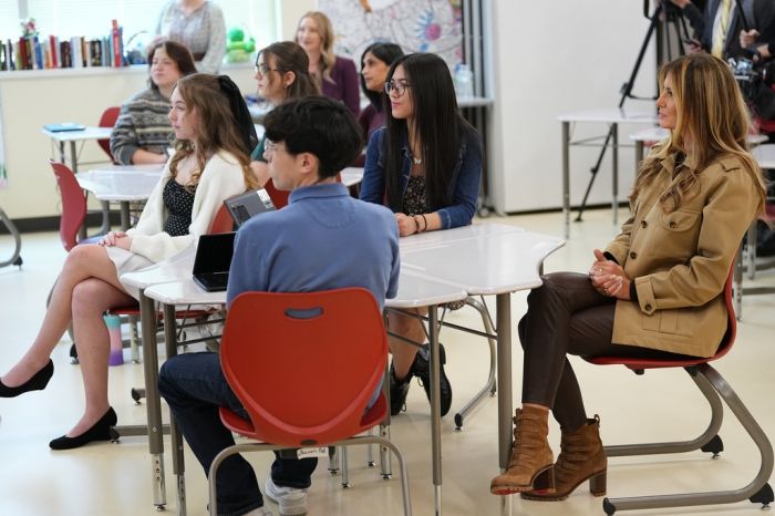 Melania Trump Usha Vance