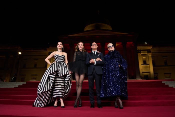 Anne Hathaway,Emily Blunt,Stanley Tucci,Meryl Streep