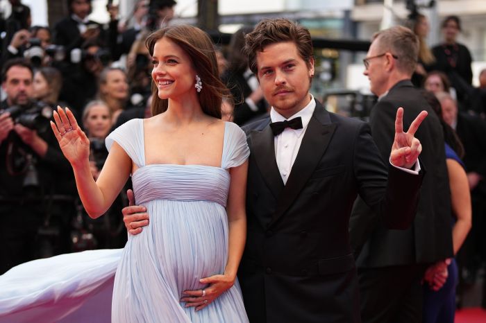 Barbara Palvin,Dylan Sprouse