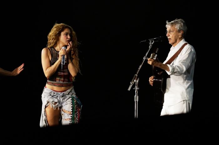 Shakira,Caetano Veloso