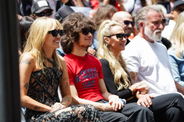 Miley Cyrus,Maxx Morando,Tish Cyrus-Purcell,Dominic Purcell