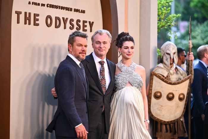 Matt Damon,Christopher Nolan,Anne Hathaway