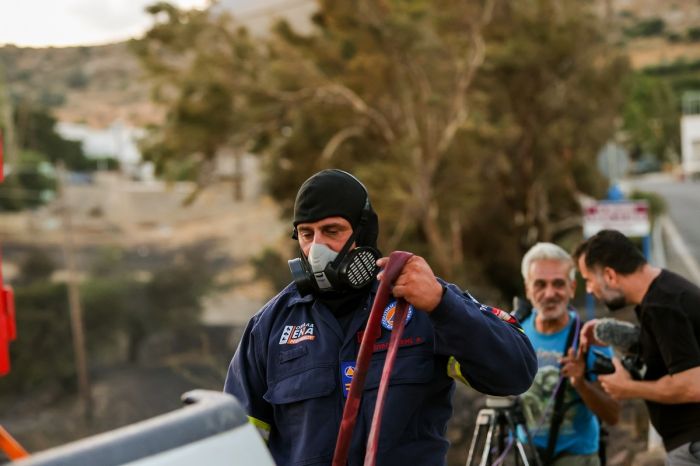 ΠΥΡΚΑΓΙΑ ΣΕ ΔΑΣΙΚΗ ΕΚΤΑΣΗ ΣΤΗΝ ΠΕΡΙΟΧΗ ΝΕΑ ΚΡΥΑ ΒΡΥΣΗ ΡΕΘΥΜΝΟΥ <br><br>  ΦΩΤΟΓΡΑΦΟΣ: ΚΩΣΤΑΣ ΜΕΤΑΞΑΚΗΣ