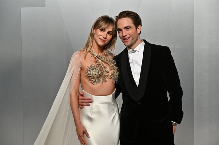 Suki Waterhouse,Robert Pattinson