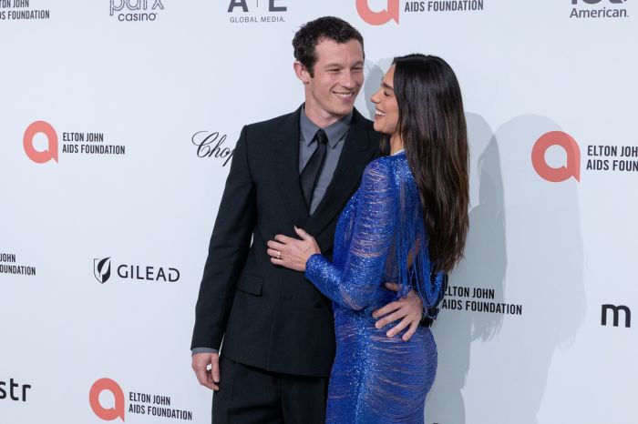 Callum Turner,Dua Lipa