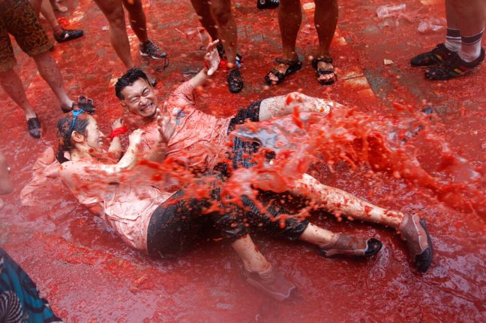 Spain Tomato Fight Tomatina