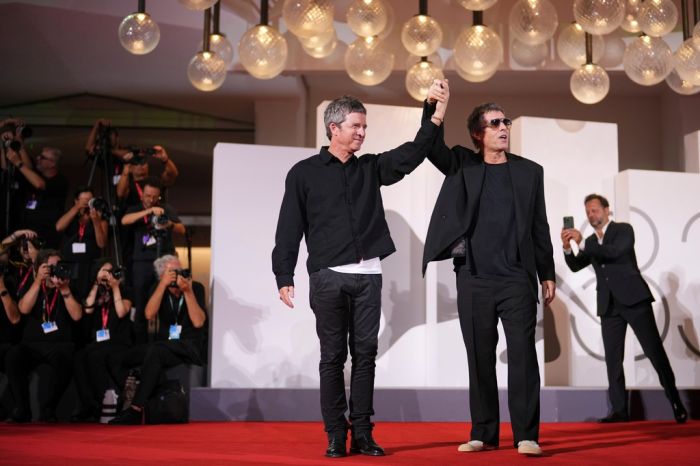 Noel Gallagher,Liam Gallagher