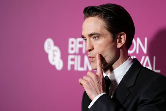 Robert Pattinson