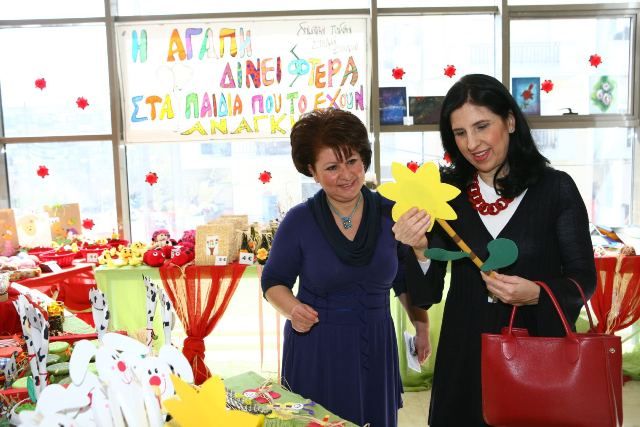 Γεωργία Σαμαρά vs Λίλα Μπακατσέλου: Ποια είναι η πιο καλοντυμένη και ποια κερδίζει στα σημεία;