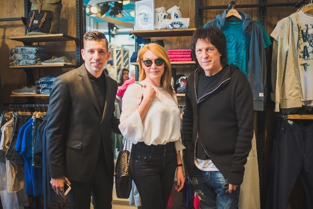 Τα λαμπερά εγκαίνια του Funky Buddha στην Κηφισιά