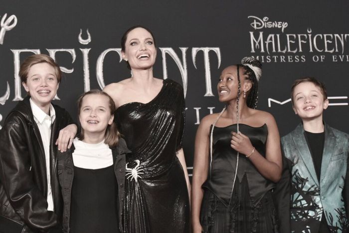 Η 14χρονη κόρη της Angelina Jolie και του Brad Pitt, Zahara, είναι πλέον μία μικρή σχεδιάστρια κι έκανε δική της συλλογή με κοσμήματα.