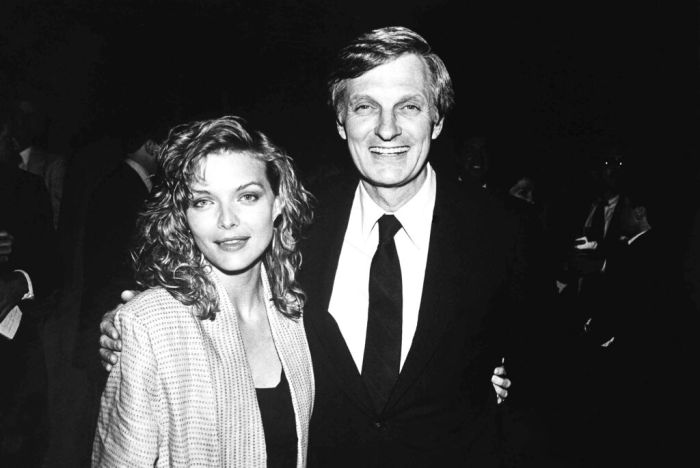 Michelle Pfeiffer and Alan Alda
