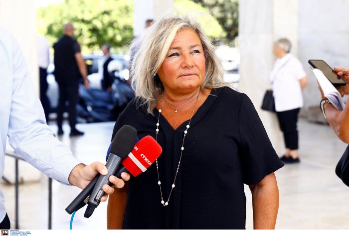 ΕΞΟΔΙΟΣ ΑΚΟΛΟΥΘΙΑ ΤΟΥ ΔΗΜΟΣΙΟΓΡΑΦΟΥ ΔΗΜΗΤΡΗ ΚΩΝΣΤΑΝΤΑΡΑ