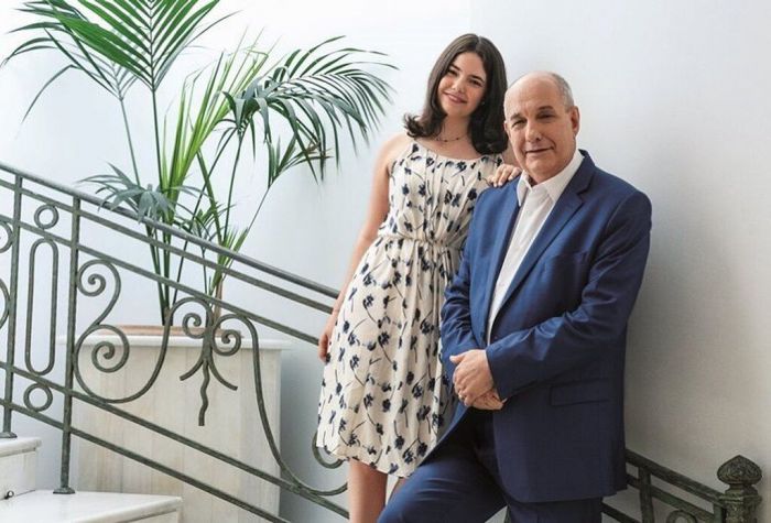 Έχεις δει την κούκλα κόρη του Τέρενς Κουίκ;