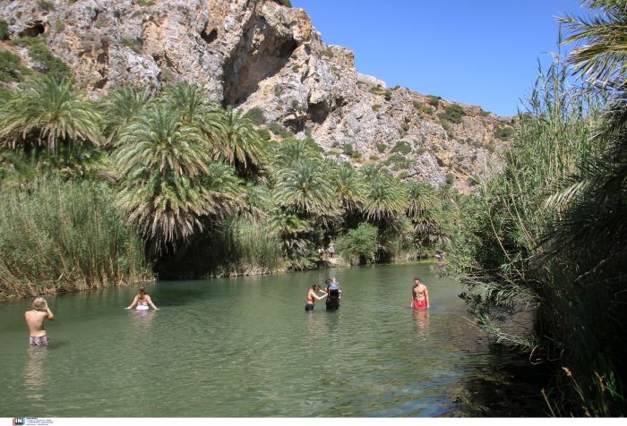 Η ΠΑΡΑΛΙΑ ΤΟΥ ΠΡΕΒΕΛΗ ΜΕ ΤΟ ΠΟΤΑΜΙ ΚΑΙ ΤΟ ΦΟΙΝΙΚΟΔΑΣΟΣ  <br><br>