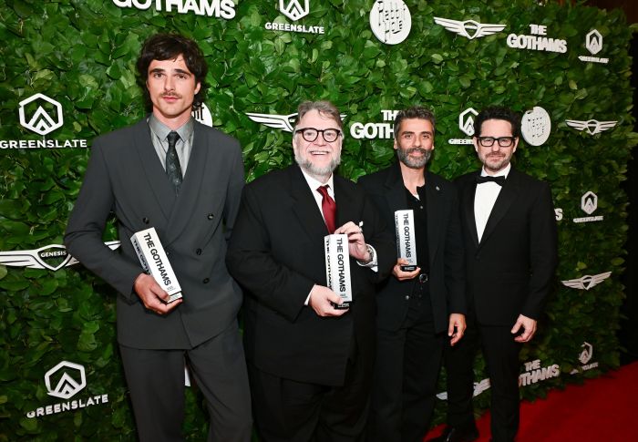 Jacob Elordi,Guillermo del Toro,Oscar Isaac,J.J. Abrams