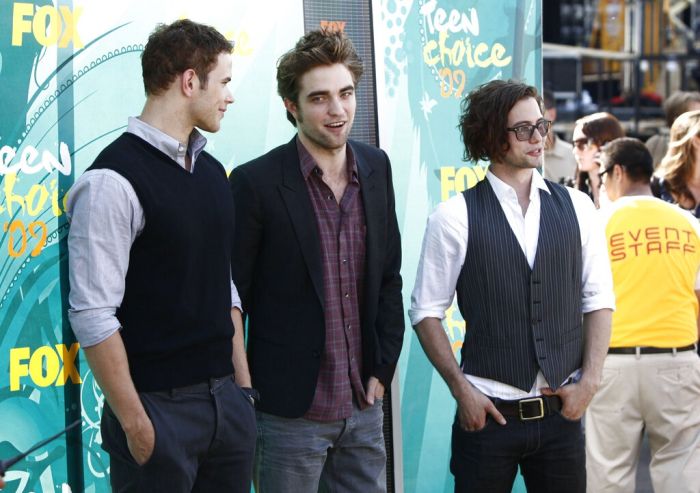 Kellan Lutz, Robert Pattinson, Jackson Rathbone