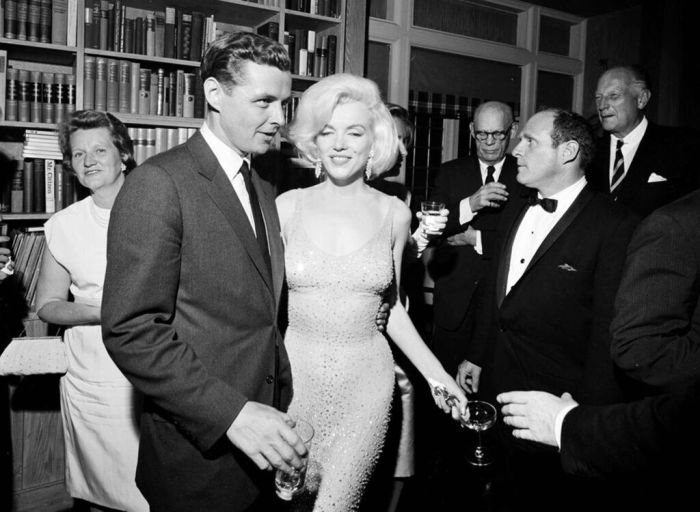 Marilyn Dress Auction
