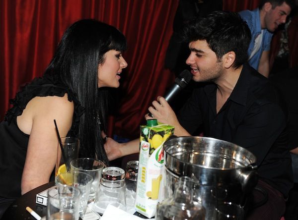 Δείτε φωτογραφίες από την απονομή του χρυσού δίσκου του συγκροτήματος, ΜΕΛISSES