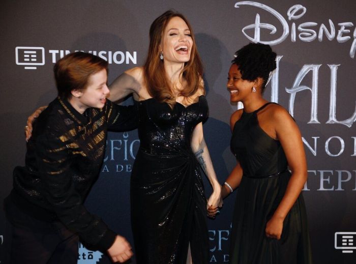 Λίγες μέρες μετά, ξαναέκλεψε τις εντυπώσεις, αυτήν τη φορά με τα πανέμορφα, φυσικά μαλλιά της.