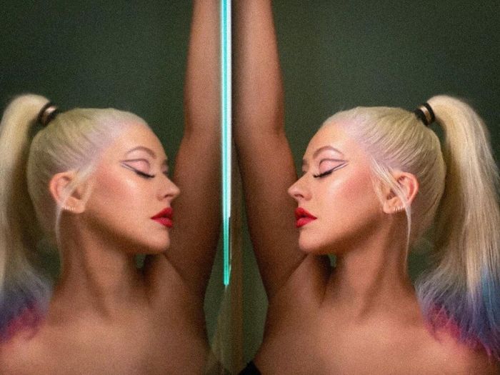 Το μήνυμα που θέλει να περάσει είναι να καταφέρνεις να ισορροπήσεις τα ευάλωτα συναισθήματά σου με τα δυνατά χαρακτηριστικά της προσωπικότητάς σου. 