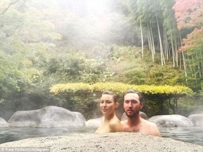 Μα πού είχε χαθεί; Το διάσημο ζευγάρι σε μία πολύ σπάνια εμφάνιση