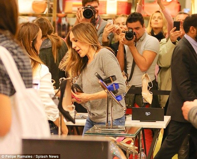 Επιβεβαιωθήκαμε: Η Sarah Jessica Parker έδειξε το «πραγματικό» της πρόσωπο