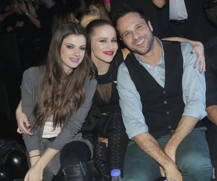 Καίτη Γαρμπή - Στέλλα Καλλή: «ΦΩΣ» ...σε ότι άξιζει: 