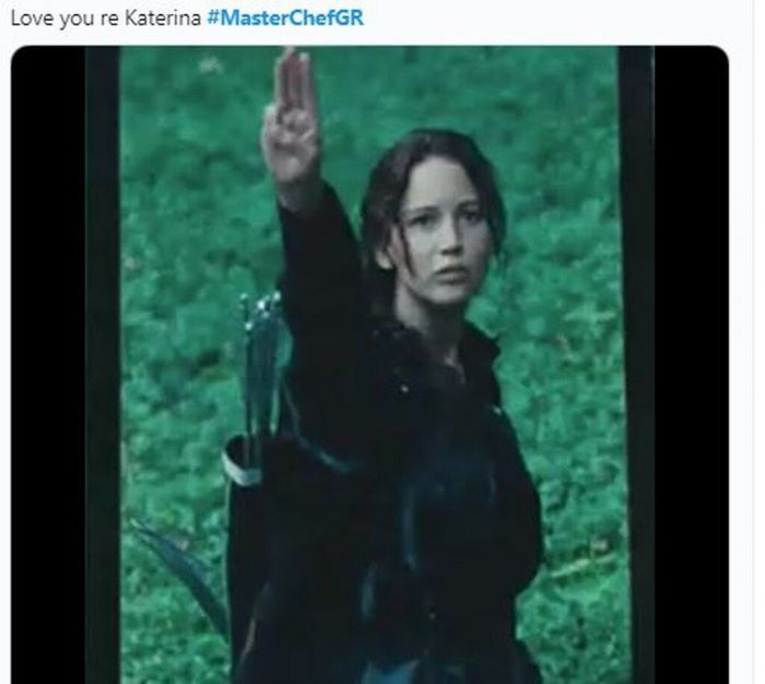 Κατερίνα Λένη: Η κομμώτρια του MasterChef 4 αποχώρησε και τα σχόλια στο Twitter είναι απίστευτα