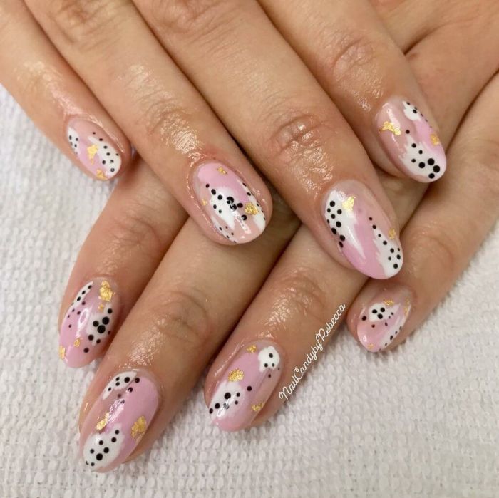 On Wednesdays we wear pink! Και τα ροζ νύχια είναι αγαπημένα μας για καλοκαίρι