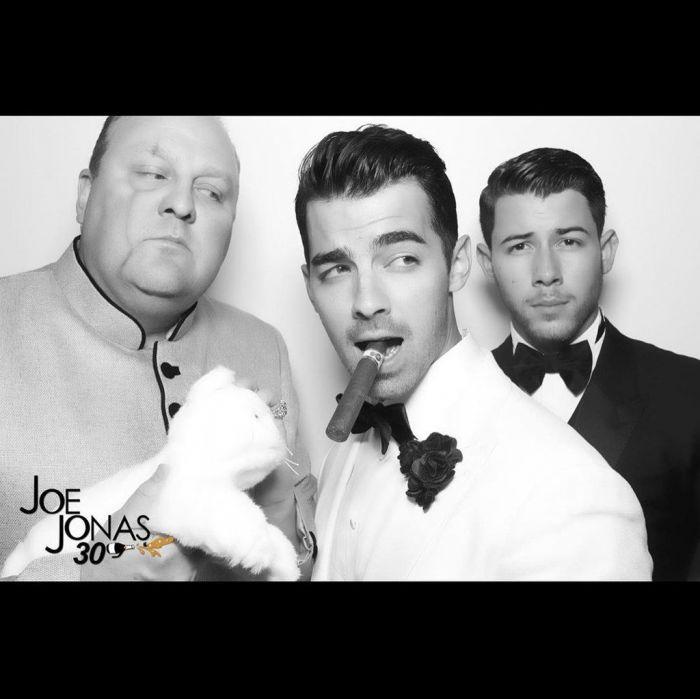 Ο Joe Jonas έγινε 30 ετών και διοργάνωσε ένα φανταστικό πάρτι για τους αγαπημένους του.