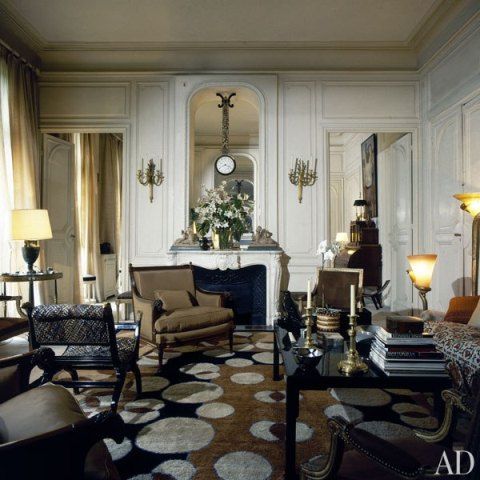 Μέσα στο Parisian chic σπίτι της Hélène Rochas