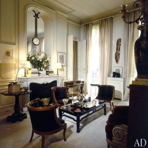 Μέσα στο Parisian chic σπίτι της Hélène Rochas