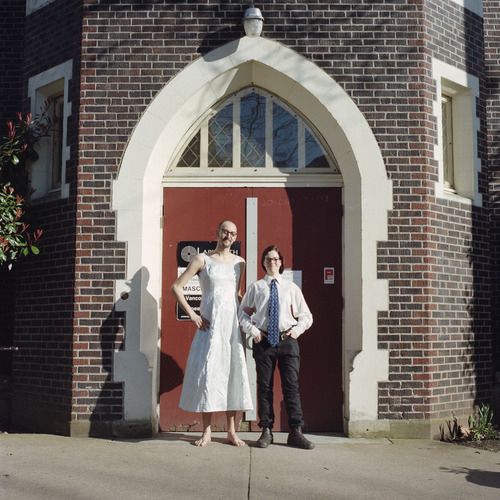 Όταν τα ζευγάρια αλλάζουν ρόλους: Ένα πρωτότυπο project που θα σας κάνει να ξεκαρδιστείτε από τα γέλια!