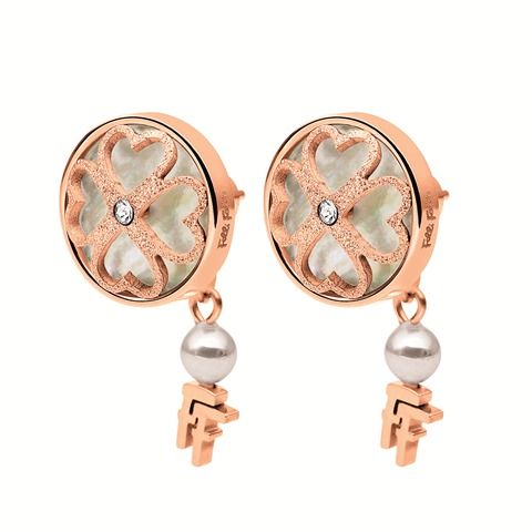 Η Folli Follie αποκτά μια ιδιαίτερη θέση σε κάθε ερωτευμένη καρδιά