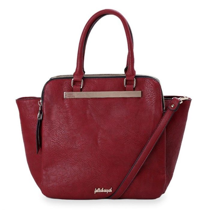 Βολικές και κομψές: Αυτές είναι οι τσάντες που θα λατρέψετε! 