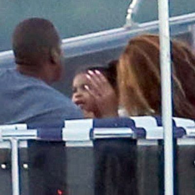 Οικογενειακές στιγμές χαλάρωσης για Jay-Z και  Beyoncé  με πολυτελές γιοτ