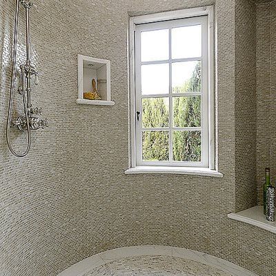 Μπάνιο ή… ανάκτορο; Δείτε τα υπερπολυτελή μπάνια 10 διάσημων σταρ