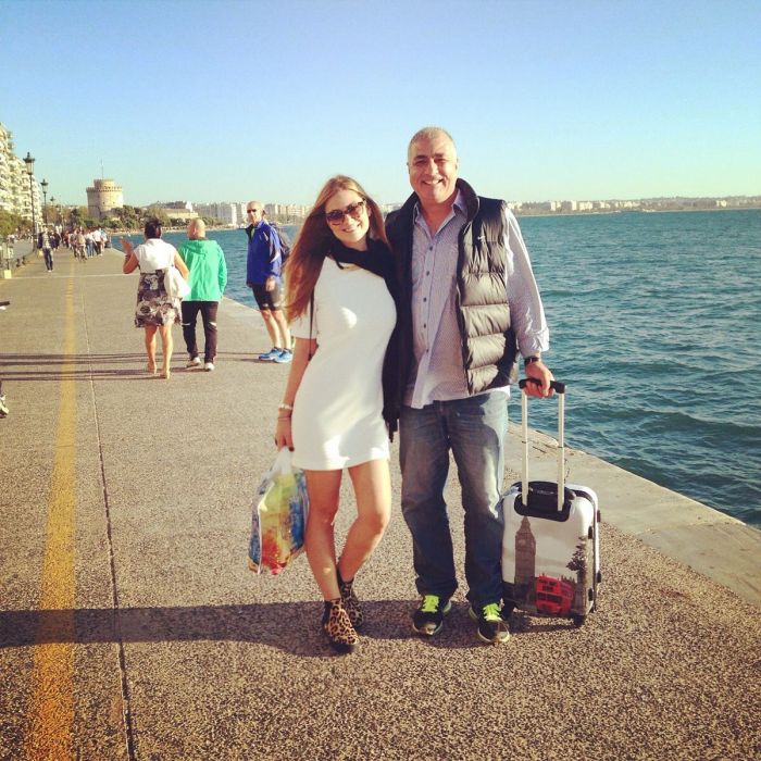 Είναι ωραίο να ταξιδεύεις με τον μπαμπά σου! 