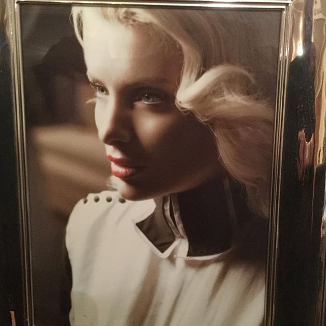 Η Ελένη Μενεγάκη επέστρεψε στο Instagram και «ανεβάζει» απίστευτες φωτογραφίες!