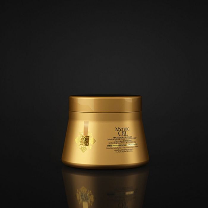 L' Oreal Mythic Oil Mask για κανονικά/ λεπτά μαλλιά με  έλαιο Τζίντζερ και Osmanthus: Μία «μυθική» μάσκα που προσθέτει λάμψη, ενυδάτωση , θρέψη ενώ παράλληλα ξεμπερδεύει και μαλακώνει τα μαλλιά χωρίς να τα βαραίνει.